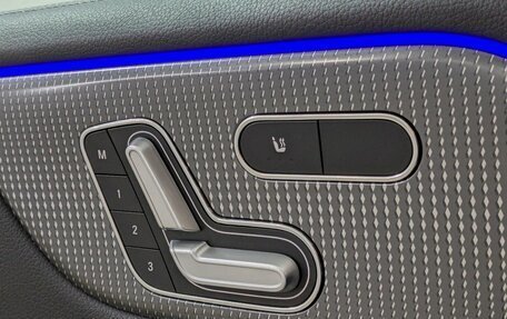 Mercedes-Benz GLB, 2021 год, 3 650 000 рублей, 23 фотография