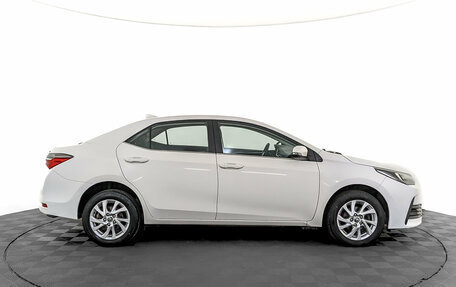 Toyota Corolla, 2017 год, 1 765 000 рублей, 4 фотография