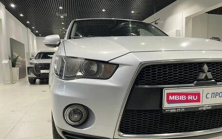 Mitsubishi Outlander III рестайлинг 3, 2012 год, 1 220 000 рублей, 8 фотография