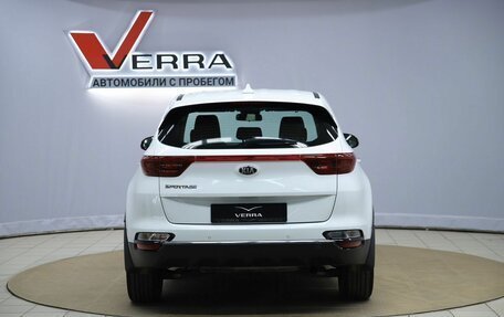 KIA Sportage IV рестайлинг, 2018 год, 1 990 000 рублей, 6 фотография