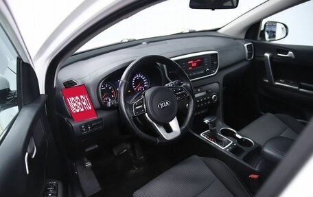 KIA Sportage IV рестайлинг, 2018 год, 1 990 000 рублей, 10 фотография