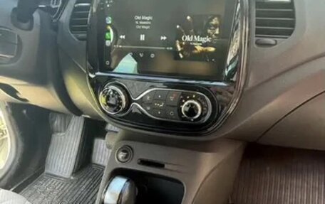 Renault Kaptur I рестайлинг, 2017 год, 1 300 000 рублей, 5 фотография
