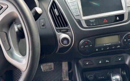Hyundai ix35 I рестайлинг, 2013 год, 1 170 000 рублей, 16 фотография