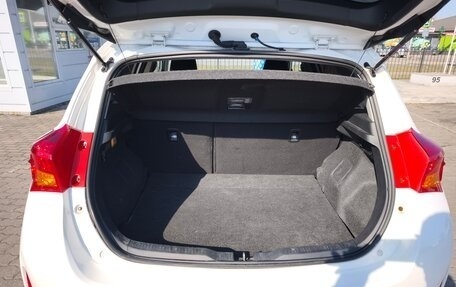 Toyota Auris II, 2014 год, 1 139 000 рублей, 11 фотография
