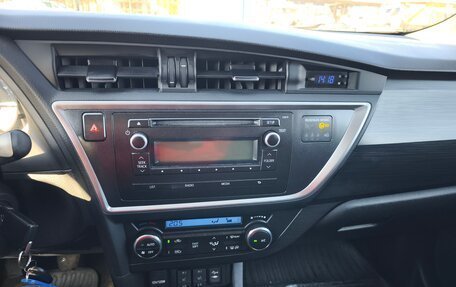 Toyota Auris II, 2014 год, 1 139 000 рублей, 16 фотография