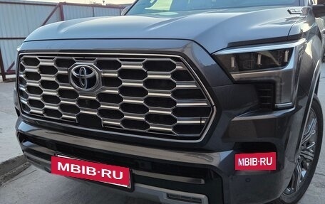 Toyota Sequoia, 2023 год, 15 000 000 рублей, 11 фотография