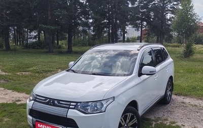 Mitsubishi Outlander III рестайлинг 3, 2013 год, 1 500 000 рублей, 1 фотография