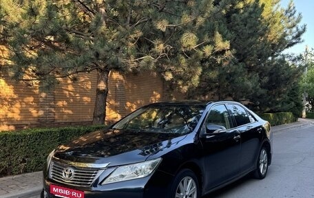 Toyota Camry, 2012 год, 1 100 000 рублей, 1 фотография