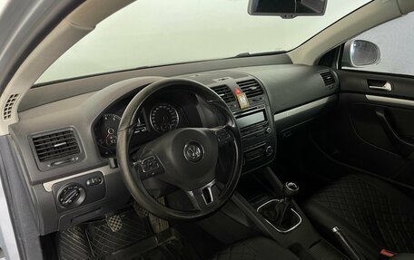 Volkswagen Jetta VI, 2010 год, 549 000 рублей, 7 фотография