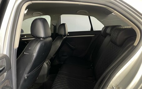 Volkswagen Jetta VI, 2010 год, 549 000 рублей, 21 фотография