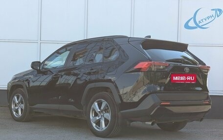 Toyota RAV4, 2020 год, 2 885 000 рублей, 8 фотография