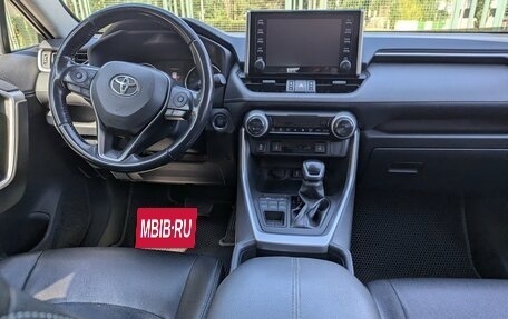 Toyota RAV4, 2020 год, 2 885 000 рублей, 20 фотография