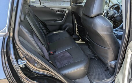 Toyota RAV4, 2020 год, 2 885 000 рублей, 23 фотография