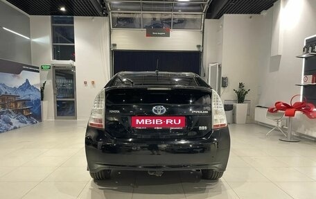 Toyota Prius, 2010 год, 1 059 000 рублей, 5 фотография