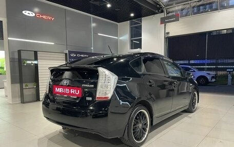 Toyota Prius, 2010 год, 1 059 000 рублей, 4 фотография