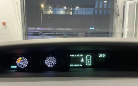 Toyota Prius, 2010 год, 1 059 000 рублей, 7 фотография