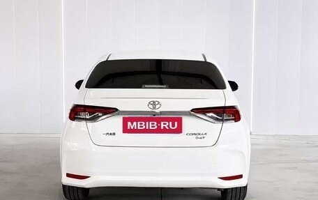 Toyota Corolla, 2021 год, 2 фотография