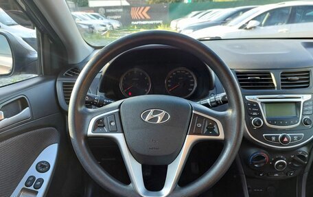 Hyundai Solaris II рестайлинг, 2013 год, 879 000 рублей, 11 фотография
