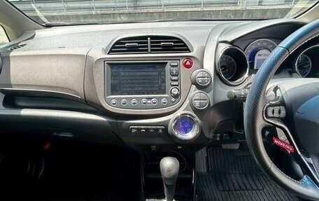 Honda Fit Shuttle I рестайлинг, 2013 год, 690 000 рублей, 14 фотография
