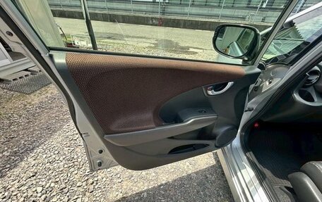 Honda Fit Shuttle I рестайлинг, 2013 год, 690 000 рублей, 26 фотография