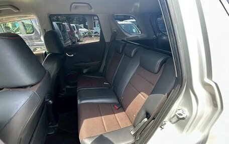 Honda Fit Shuttle I рестайлинг, 2013 год, 690 000 рублей, 23 фотография