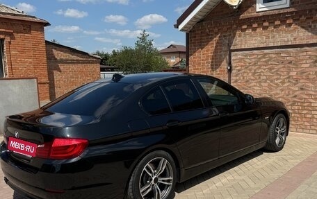 BMW 5 серия, 2010 год, 1 530 000 рублей, 3 фотография