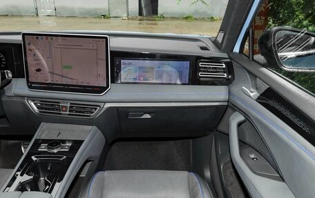 Volkswagen Tiguan, 2026 год, 4 890 000 рублей, 28 фотография