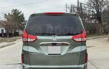 Honda Freed II, 2022 год, 1 330 000 рублей, 6 фотография