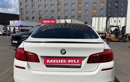 BMW 5 серия, 2016 год, 1 800 000 рублей, 2 фотография