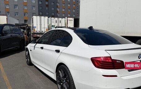 BMW 5 серия, 2016 год, 1 800 000 рублей, 5 фотография