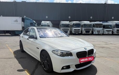 BMW 5 серия, 2016 год, 1 800 000 рублей, 6 фотография
