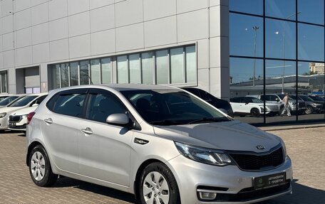 KIA Rio III рестайлинг, 2015 год, 900 000 рублей, 2 фотография