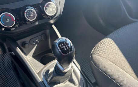 KIA Rio III рестайлинг, 2015 год, 900 000 рублей, 23 фотография
