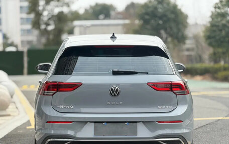 Volkswagen Golf VIII, 2024 год, 2 168 003 рублей, 2 фотография
