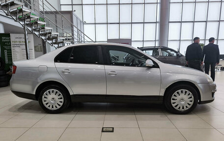Volkswagen Jetta VI, 2007 год, 280 000 рублей, 5 фотография