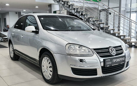 Volkswagen Jetta VI, 2007 год, 280 000 рублей, 3 фотография