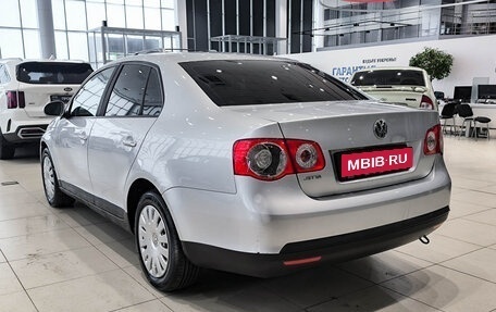 Volkswagen Jetta VI, 2007 год, 280 000 рублей, 8 фотография