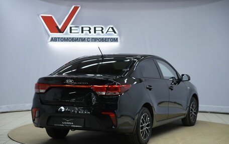 KIA Rio IV, 2018 год, 1 050 000 рублей, 5 фотография
