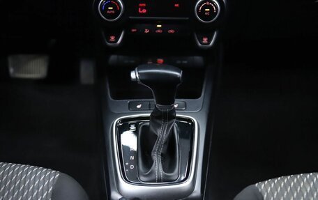 KIA Rio IV, 2018 год, 1 050 000 рублей, 15 фотография