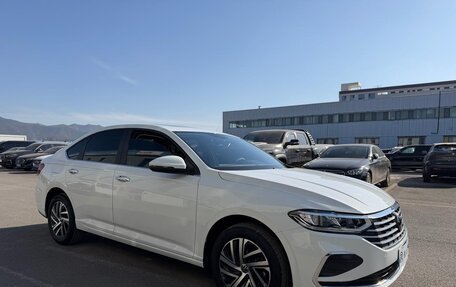 Volkswagen Lavida, 2024 год, 1 650 000 рублей, 4 фотография