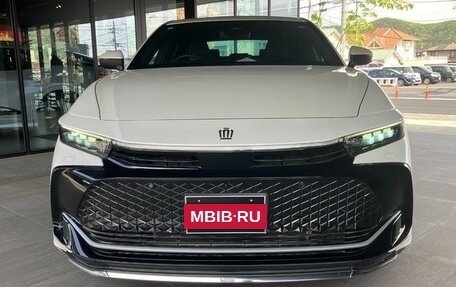 Toyota Crown, 2023 год, 6 100 000 рублей, 3 фотография