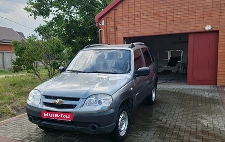 Chevrolet Niva I рестайлинг, 2013 год, 500 000 рублей, 4 фотография