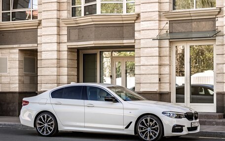 BMW 5 серия, 2019 год, 4 995 000 рублей, 11 фотография