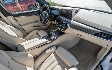 BMW 5 серия, 2019 год, 4 995 000 рублей, 22 фотография