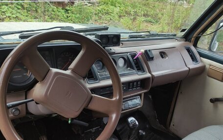 Isuzu Trooper I, 1985 год, 200 000 рублей, 7 фотография