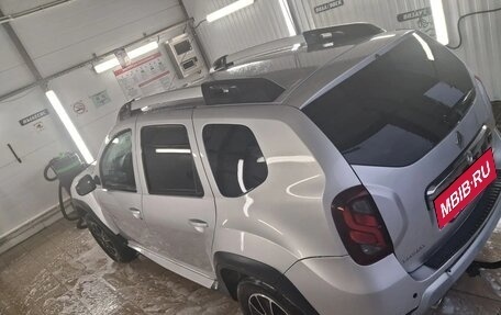Renault Duster I рестайлинг, 2017 год, 1 050 000 рублей, 3 фотография