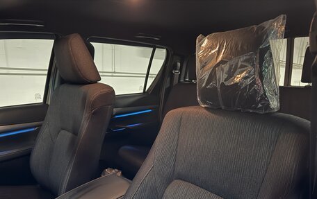 Toyota Hilux VIII, 2025 год, 6 890 000 рублей, 24 фотография