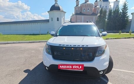 Ford Explorer VI, 2015 год, 2 500 000 рублей, 3 фотография
