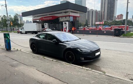 Tesla Model S I, 2016 год, 1 900 000 рублей, 2 фотография