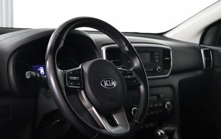 KIA Sportage IV рестайлинг, 2021 год, 2 499 990 рублей, 9 фотография